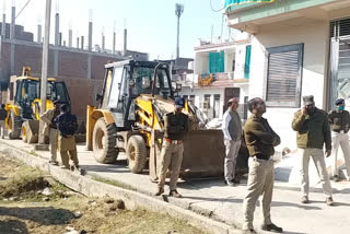 Ganj Mafia Shyam Bihari's three-storey house razed