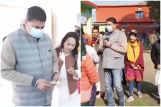 Forest Minister Rakesh Pathania cast vote in Jach Panchayat with family