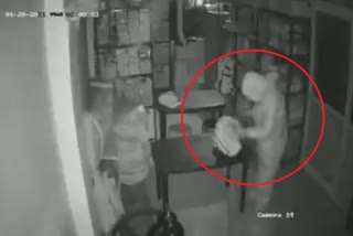 Rajasthan news, theif caught in CCTV