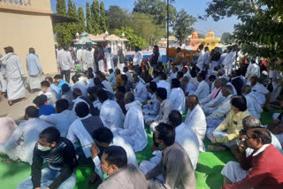 Devotees pay their last respects to Sribabashree CM Shivraj expressed grief by tweeting