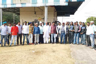 Villagers demand to increase passenger amenities at railway station in giridih