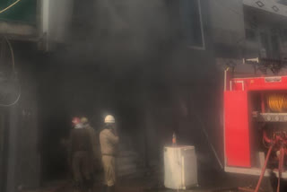 ten fire brigade vehicles extinguish fire that broke out at hardware godown