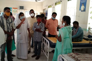 Former MLA Vanthala Rajeshwari visits patients at Regional Hospital Rampachodavaram East Godavari District