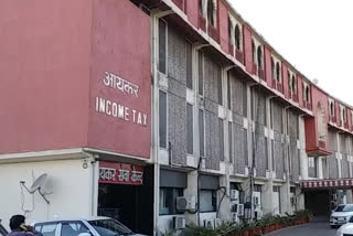 Income tax department raids in Jaipur, 2 हजार करोड़ की अघोषित आय उजागर