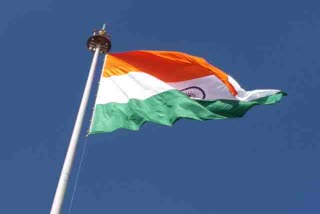 flag-hoisted-at-railway-station-in-hazaribag