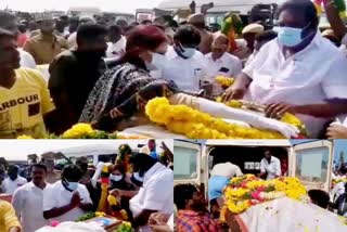 minister vijayabaskar pay respect to dead bodies of fishermen
