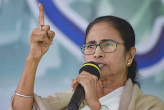 Mamata Banerjee, அரங்கை அதிரவைத்த மம்தா, மம்தா பேச்சு, மம்தா ஆவேசம், மம்தா பானர்ஜி, mamata greeted with jai shri ram chants, mamata refuses to deliver speech, trending news in tamil, tamil trending news, மம்தா பானர்ஜி அரசியல், Subhash Chandra Bose birthday, Subhash Chandra Bose, Netaji Birthday, நேதாஜி சுபாஷ் சந்திரபோஸ், ஜெய் ஸ்ரீராம், ஜெய்ஹிந்த் ஜெய் பெங்காள்