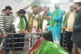 Senior Congress leader Uttam Kumar Reddy visited the John Pahad Dargah in suryapeta district