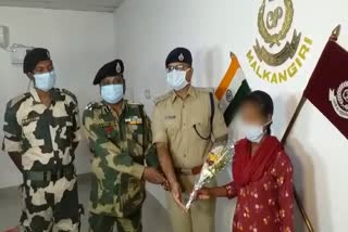 female naxalite surrenders in sukma