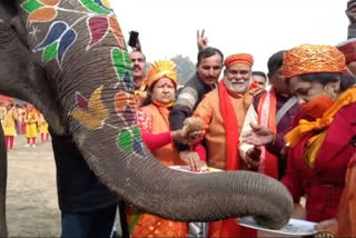 निकाली गई शोभायात्रा.