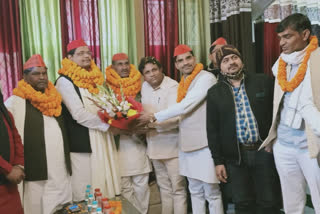 welcome to the newly elected leaders of the samajwadi party in noida