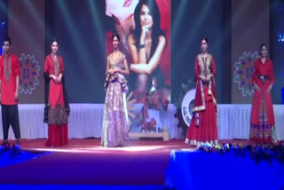 Khadi fashion show organised in Lucknow