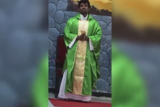 A young priest was found dead at a church in Thiruvananthapuram  A young priest  priest  dead  A young priest was found dead at a church  തിരുവനന്തപുരത്ത് യുവപുരോഹിതൻ പള്ളിമേടയിൽ മരിച്ച നിലയിൽ  യുവപുരോഹിതൻ പള്ളിമേടയിൽ മരിച്ച നിലയിൽ  യുവപുരോഹിതൻ  പള്ളിമേടയിൽ മരിച്ച നിലയിൽ  മരിച്ച നിലയിൽ  പാളയം സെന്‍റ് ജോസഫ് കത്തീഡ്രല്‍  ജോൺസൻ മുത്തപ്പന്‍