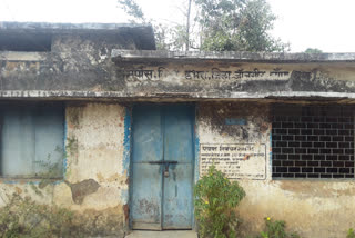 Janjgir school building shabby