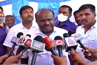hd kumarswamy reaction about farmers tractor rally