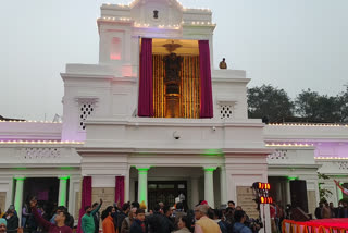 900 kg Ashoka Pillar installed in Delhi Assembly