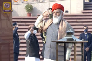 PM Modi sports special Jamnagar Paghdi on 72nd Republic Day