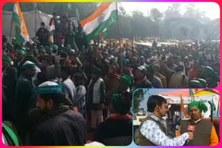 Farmers hoisted the flag at Chilla border on 72 th republic day during protest