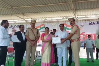 wanaparthy district collector yasmin basha participated in republic day celebrations