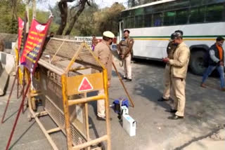 Police blocks ghasipura road between najafgarh dwarka