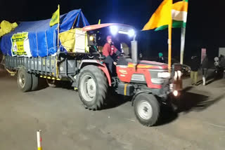 singhu border farmers returning home