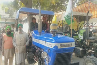 Farmers' organizations hold tractor march in Mansa