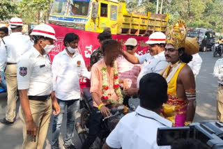 as-part-of-the-road-safety-month-celebrations-in-nizamabad-city-an-innovative-awareness-program