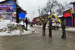 जम्मू काश्मीरमध्ये दहशतवादी हल्ला