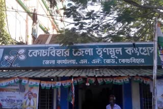 tmc workers visits door to door in coochbehar