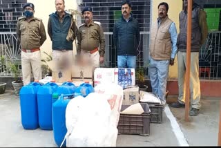 illegal-liquor-seized-in-dhanbad