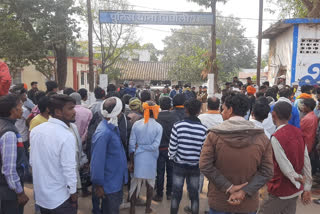 uproar at Chicholi police station