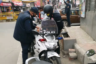 7 traffic policemen suspended in Dehradun