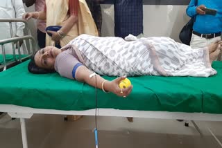 Blood donation appeal Yashomati Thakur