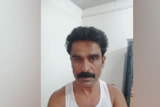 man arrested for lottery ticket fraud  lottery ticket fraud  kollam  kollam crime news  crime news  crime latest news  ലോട്ടറി ടിക്കറ്റ് തിരുത്തി തട്ടിപ്പ്  കൊല്ലം  കൊല്ലം ക്രൈം ന്യൂസ്  കൊല്ലം പ്രാദേശിക വാര്‍ത്തകള്‍