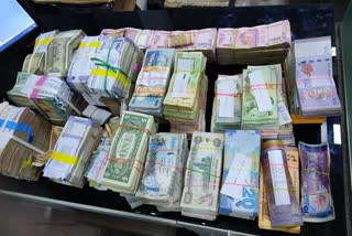 Cochin custom seized more than 1.72 crore domestic and foreign currency