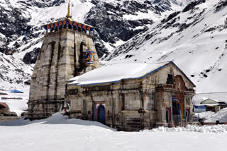 Shrine of Kedarnath in Uttarakhand is currently covered in a white blanket of snow