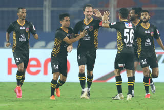 ISL 7: 10-man Goa soak in East Bengal's dominance to salvage a point