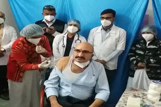 डूंगरपुर में कोरोना वैक्सीनेशन, Dungarpur news