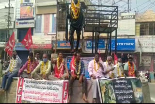 iftu nizamabad president told is a shame to call a rice farmer a traitor