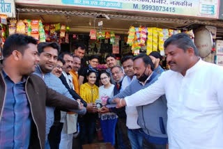 The children donated the Ram temple by breaking the piggy bank