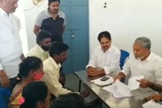tdp candidates nominates in chittor for panchayat election with help of pulivathy nani