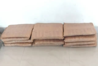 8-kg-hashish-seized-in-govt-bus-3-arrested