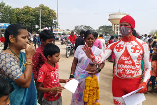 shivkumar creating awarness about blood donate in koppala