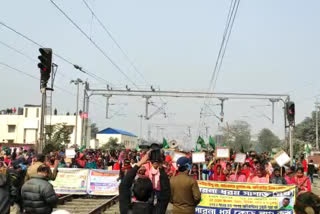 rail-blockade-demanding-introduction-of-adivasi-sarna-dharam-code