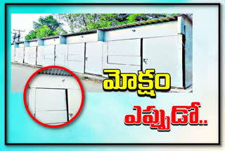 Plastic stores are crumbling in siddipet