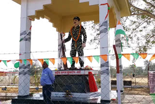 tamradhwaj sahu unveiled statue of chhagan kuldeep