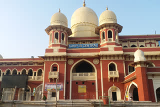 कानपुर सेंट्रल रेलवे स्टेशन.