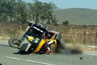 three people injured in road accident