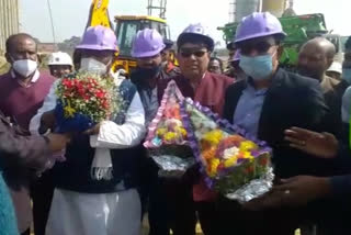 Assembly committee inspects BBMKU construction work in dhanbad