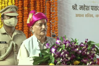 Bhumi Pujan of Dev Mamledar Yashwantrao Maharaj Memorial at the hands of Bhagat Singh Koshyari